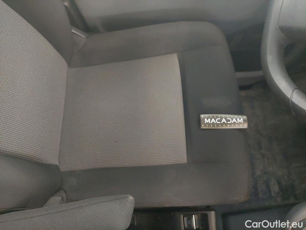  Peugeot  Expert  Fourgon Asphalt Standard 2.0 HDi 145CV BVM6 E6d #58