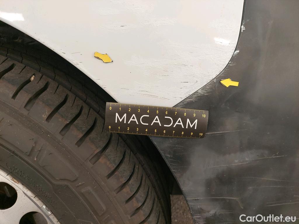  Peugeot  Expert  Fourgon Asphalt Standard 2.0 HDi 145CV BVM6 E6d #37