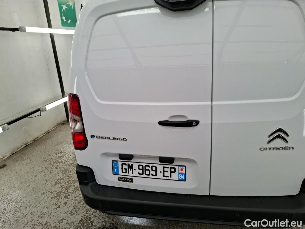  Citroen  Berlingo CITROEN  Van / 2018 / 4P / Fourgonnette Taille M 800kg 136ch 50kWh Driver #5