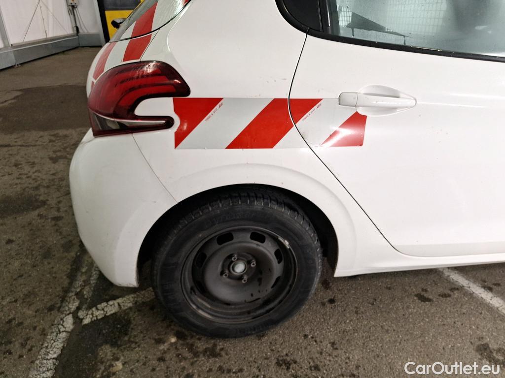 Peugeot  208  Affaire Premium Pack 1.2 80CV BVM5 E6dT #29