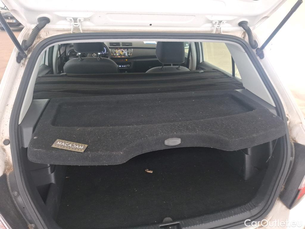  Skoda  Fabia SKODA  / 2014 / 5P / Berline 1.0 MPI 60 BUSINESS TVU #75