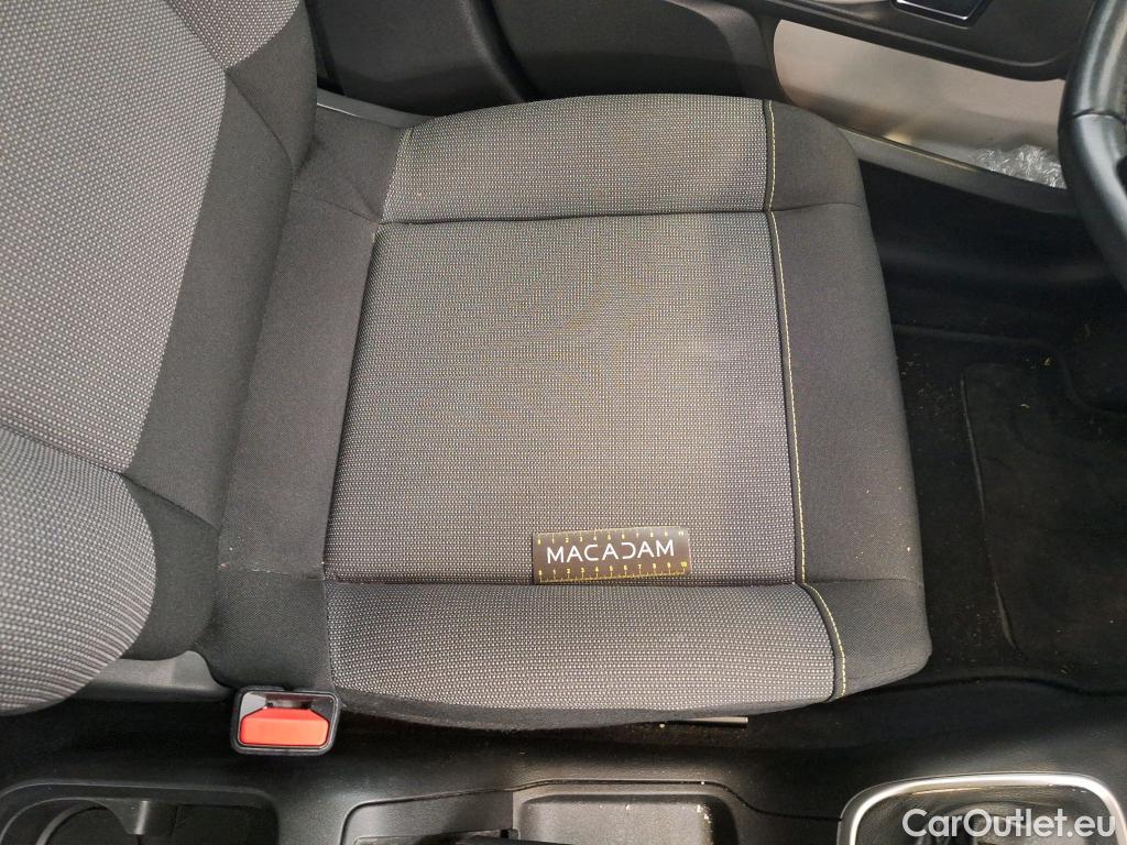  Citroen  C3  Shine Business 1.2 PureTech 110CV BVM6 E6d #17