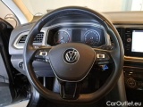  Volkswagen  T-ROC VOLKSWAGEN  / 2017 / 5P / SUV 1.5 TSI ACT BUSINESS DSG #25