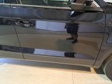  Volkswagen  T-ROC VOLKSWAGEN  / 2017 / 5P / SUV 1.5 TSI ACT BUSINESS DSG #76