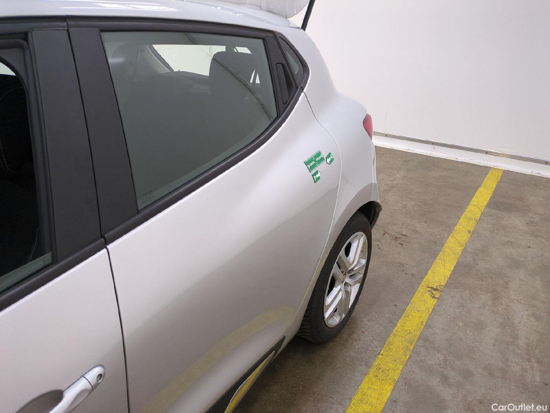  Renault  Clio  IV Business 1.5 dCi 90CV BVM5 E6 #17