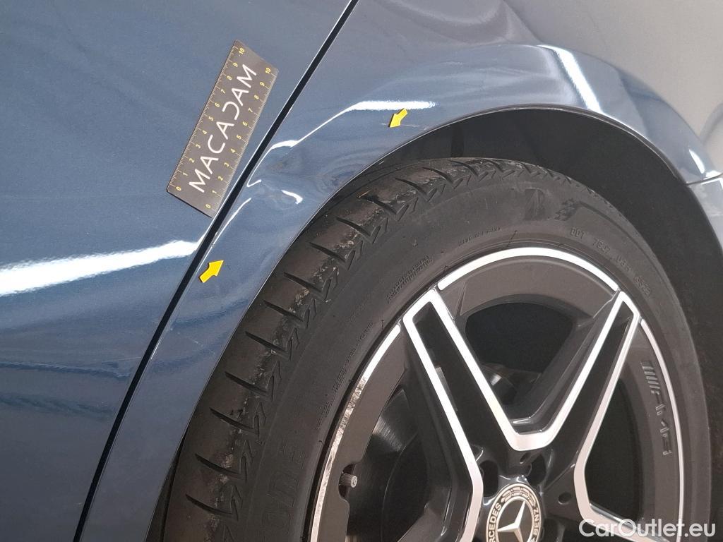  Mercedes  A-Klasse MERCEDES-BENZ Classe A Berline / 2018 / 4P / Berline A 200 d AMG Line 8G-DCT #2