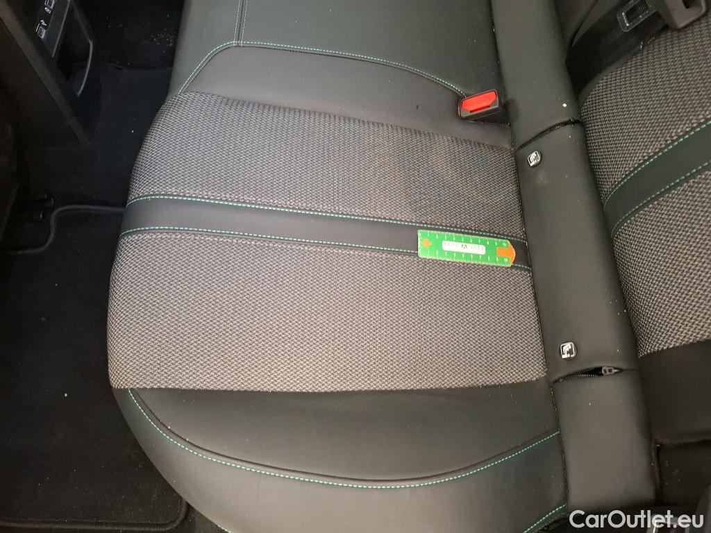  Peugeot  308 PEUGEOT  SW / 2021 / 5P / Break BlueHDi 130 EAT8 ALLURE PACK #34