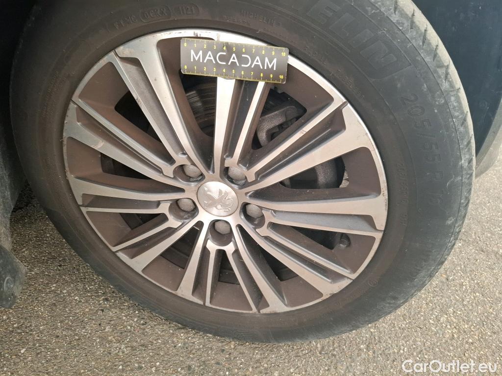  Peugeot  308  Allure Business 1.5 HDi 130CV E6d #54