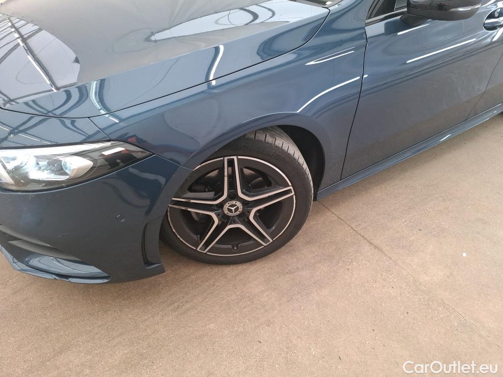 Mercedes  A-Klasse MERCEDES-BENZ Classe A Berline / 2018 / 4P / Berline A 200 d AMG Line 8G-DCT #33