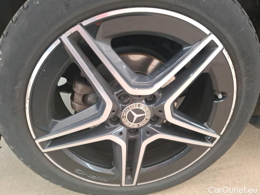  Mercedes  A-Klasse MERCEDES-BENZ Classe A Berline / 2018 / 4P / Berline A 200 d AMG Line 8G-DCT #26