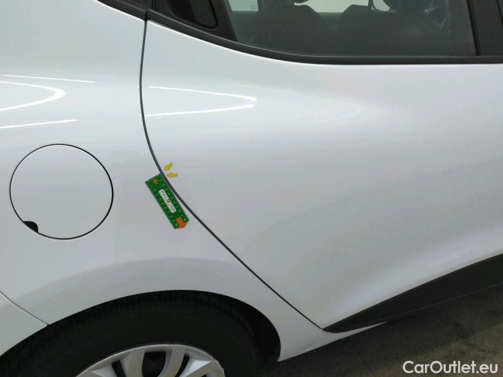  Renault  Clio RENAULT  Société / 2016 / 5P / Berline Air Medianav dCi 75 #23