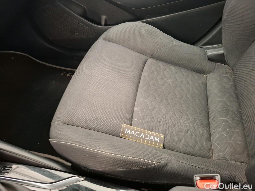  Toyota  Corolla TOYOTA  Touring Sports / 2018 / 5P / Break Hybride 122h Dynamic Business Supp Lomb #66
