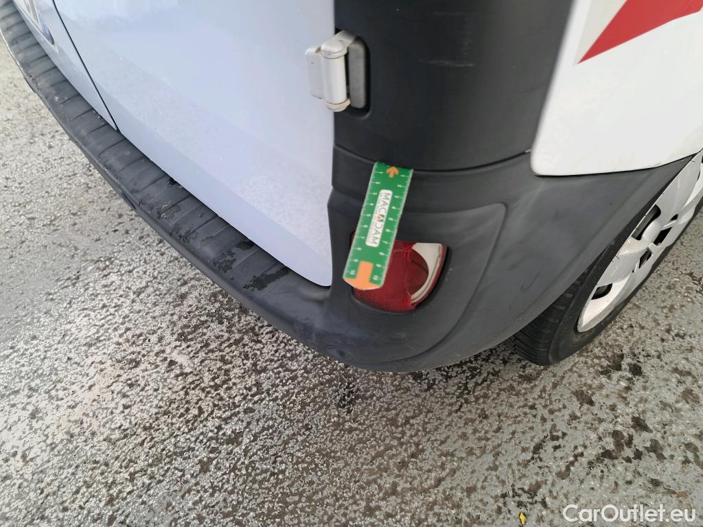  Renault  Kangoo  Express Maxi Extra (Série Spéciale) 1.5 dCi 90CV BVM5 E6 #23