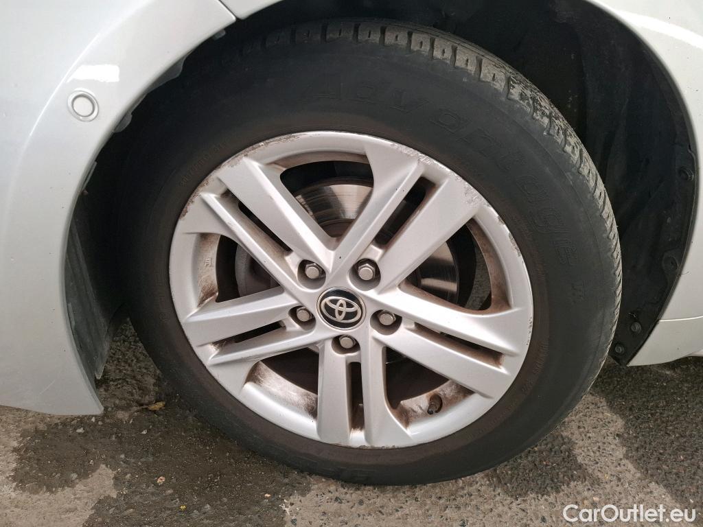  Toyota  Corolla TOYOTA  Touring Sports / 2018 / 5P / Break Hybride 122h Dynamic Business Supp Lomb #37