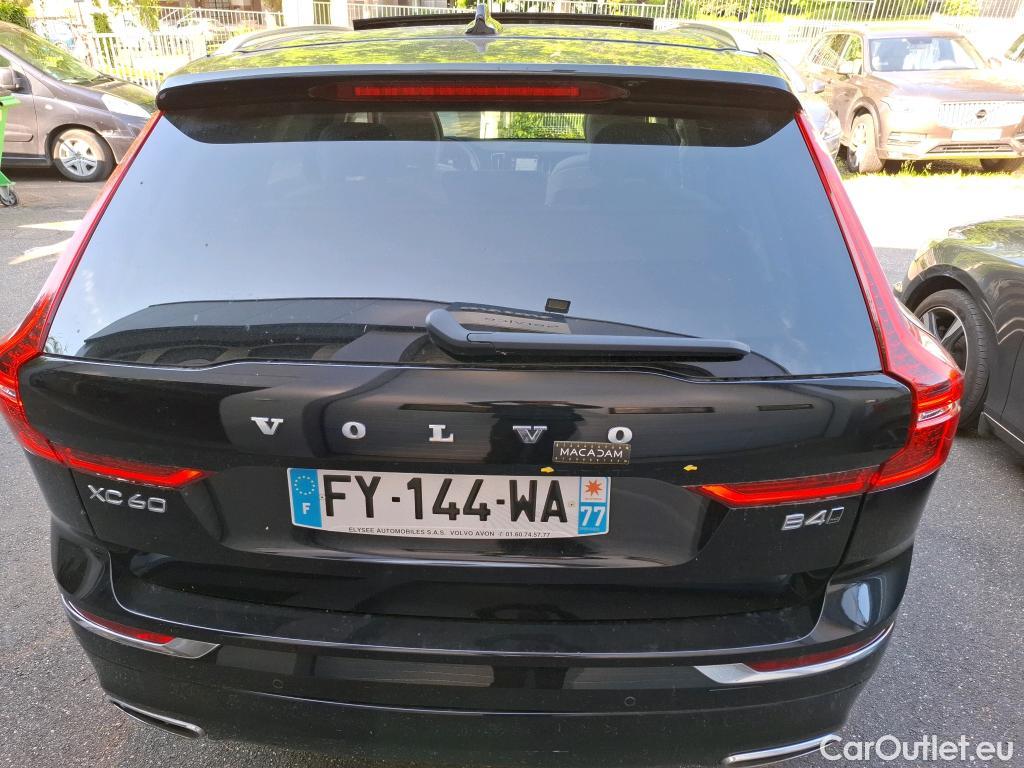  Volvo  XC60 VOLVO  / 2017 / 5P / SUV B4 AWD 197 Geartro 8 Inscription #18