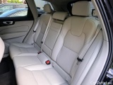  Volvo  XC60 VOLVO  / 2017 / 5P / SUV B4 AWD 197 Geartro 8 Inscription #9