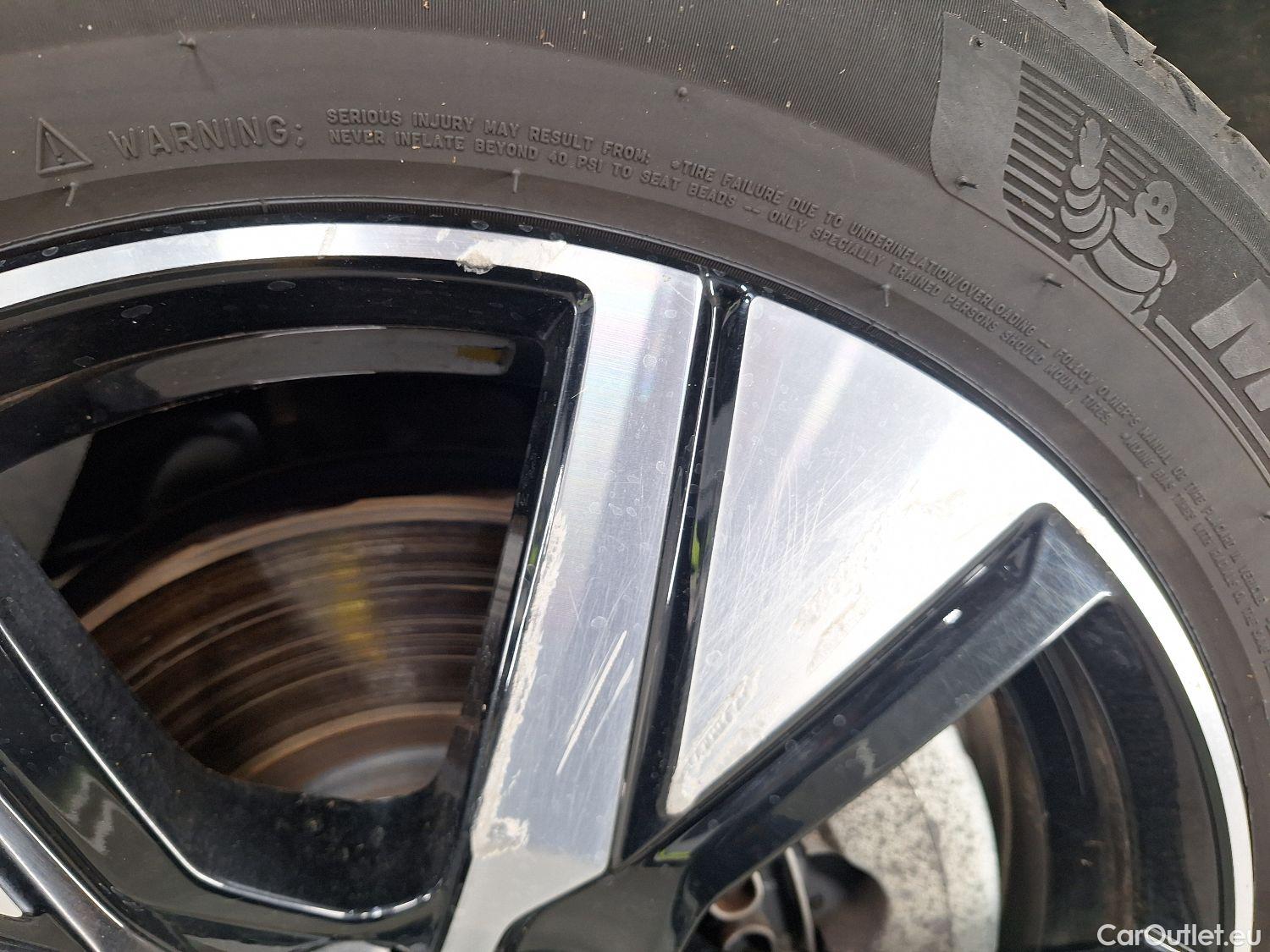  Volvo  XC 40 Volvo, XC40 '17, Volvo XC40 P8 4x4 Recharge R-Design 5d #13