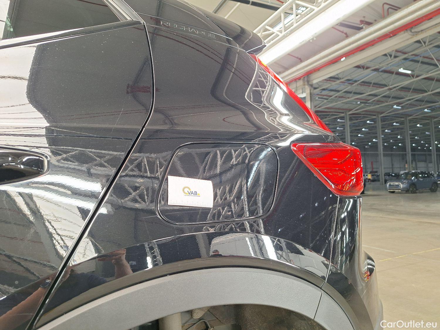 Volvo  XC 40 Volvo, XC40 '17, Volvo XC40 P8 4x4 Recharge R-Design 5d #9