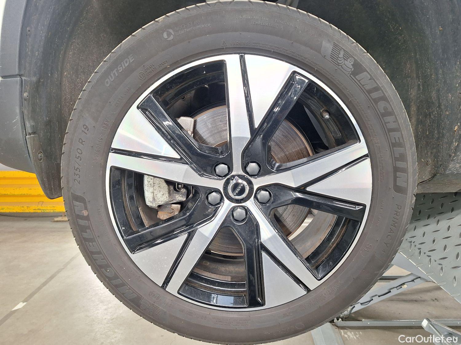  Volvo  XC 40 Volvo, XC40 '17, Volvo XC40 P8 4x4 Recharge R-Design 5d #18