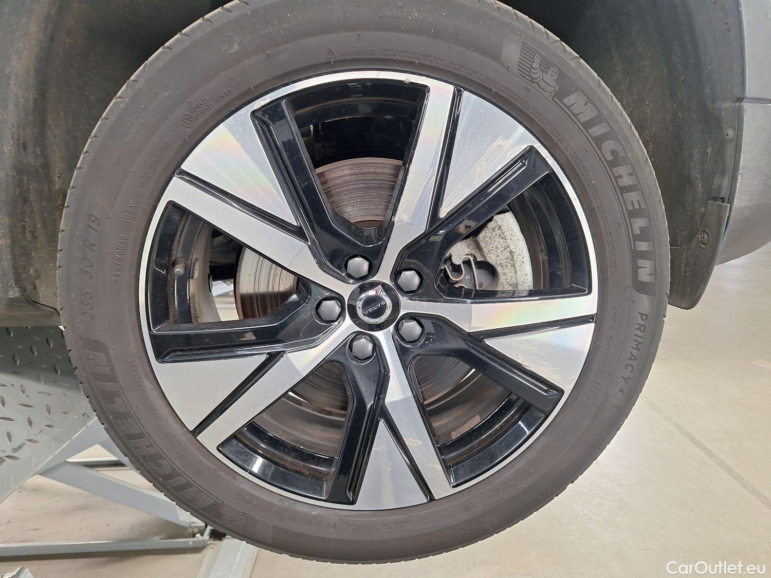  Volvo  XC 40 Volvo, XC40 '17, Volvo XC40 P8 4x4 Recharge R-Design 5d #12