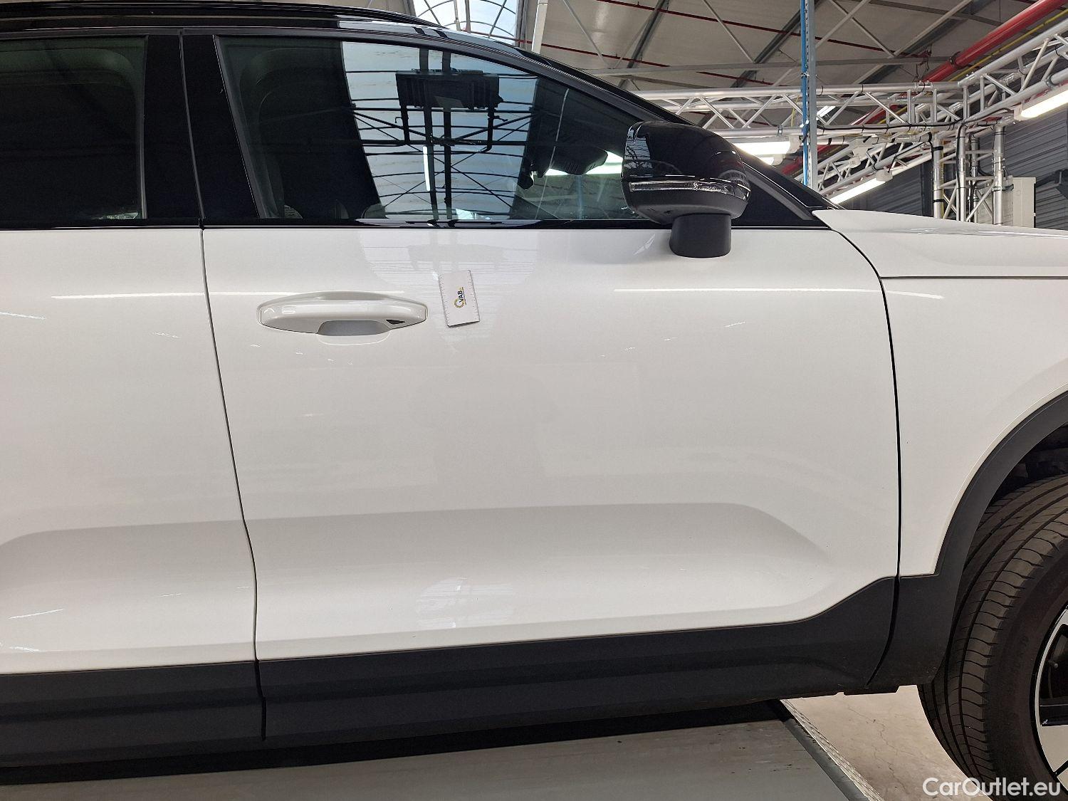  Volvo  XC 40 Volvo, XC40 '17, Volvo XC40 P8 4x4 Recharge R-Design 5d #20