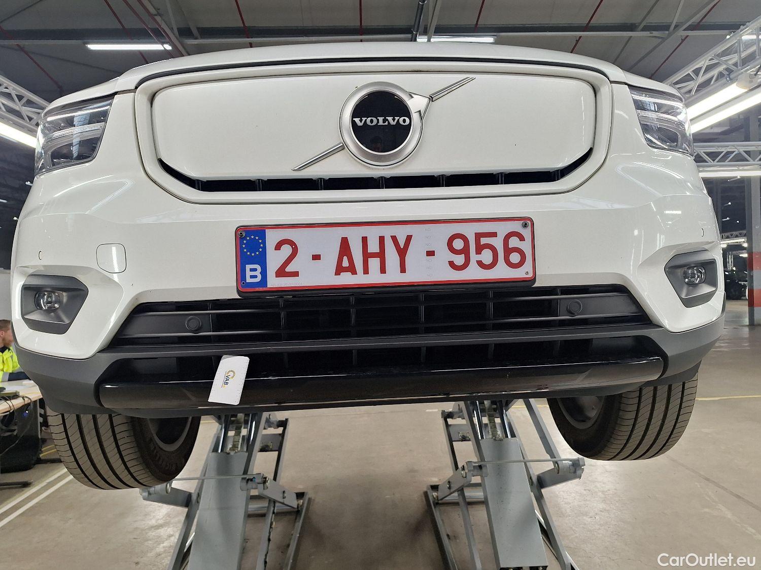  Volvo  XC 40 Volvo, XC40 '17, Volvo XC40 P8 4x4 Recharge R-Design 5d #4