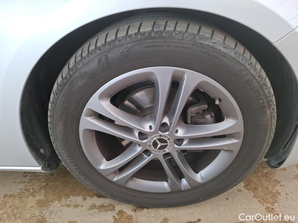 Mercedes  A-Klasse MERCEDES-BENZ Classe A Compact / 2018 / 5P / Berline A 180 d Business Line #27