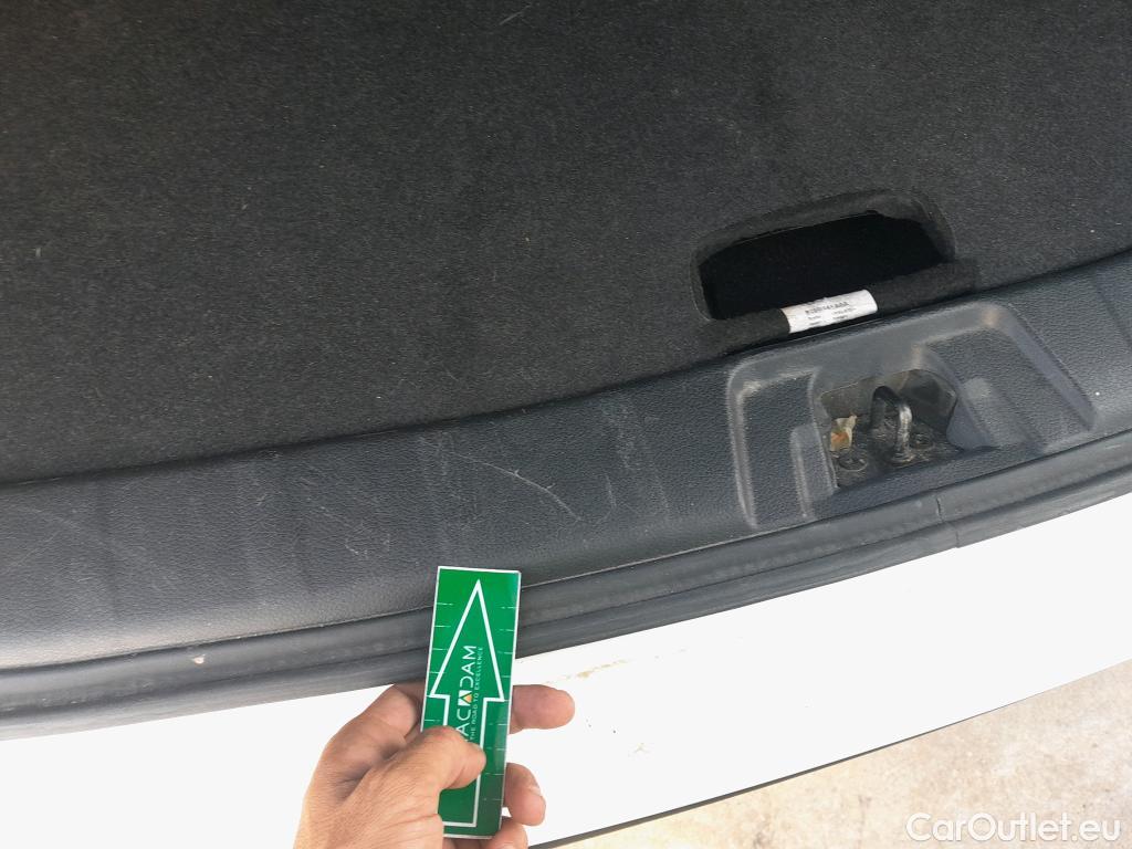 Nissan  Qashqai NISSAN  / 2017 / 5P / todoterreno dCi 81 kW (110 CV) N-CONNECTA #26