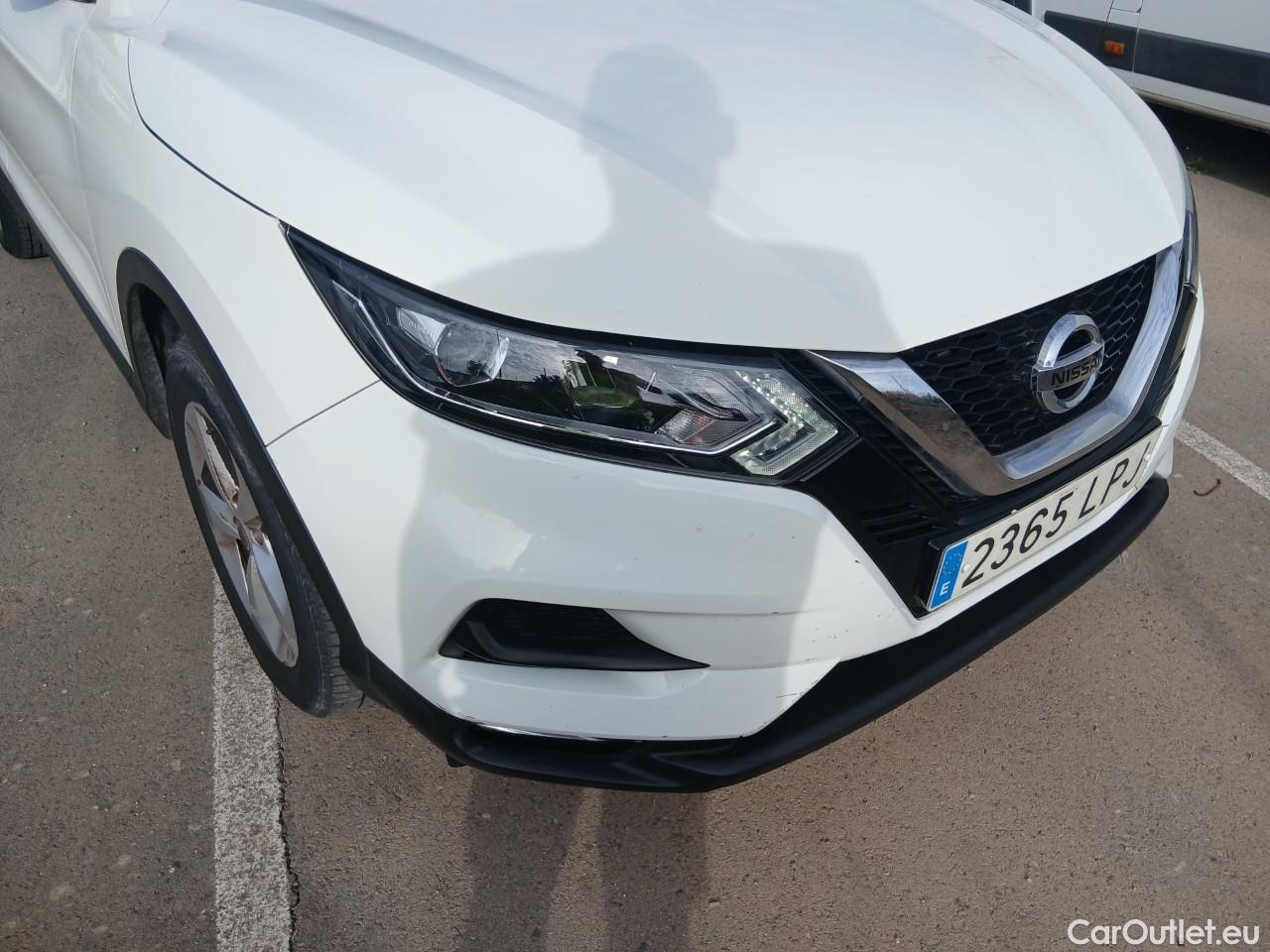 Nissan  Qashqai NISSAN  / 2017 / 5P / todoterreno DIG-T 103 kW (140 CV) E6D ACENTA (AC) #1
