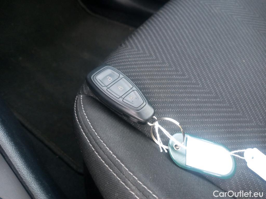  Ford  Fiesta  Trend 1.1 75CV E6dT #1