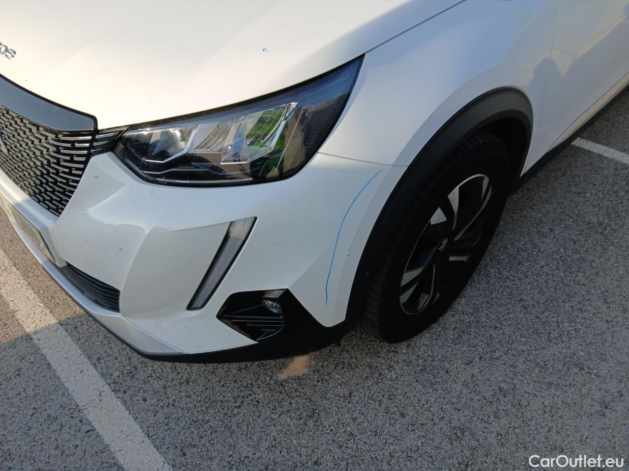  Peugeot  2008  Allure Pack 1.5 HDi 110CV MT6 E6d #18