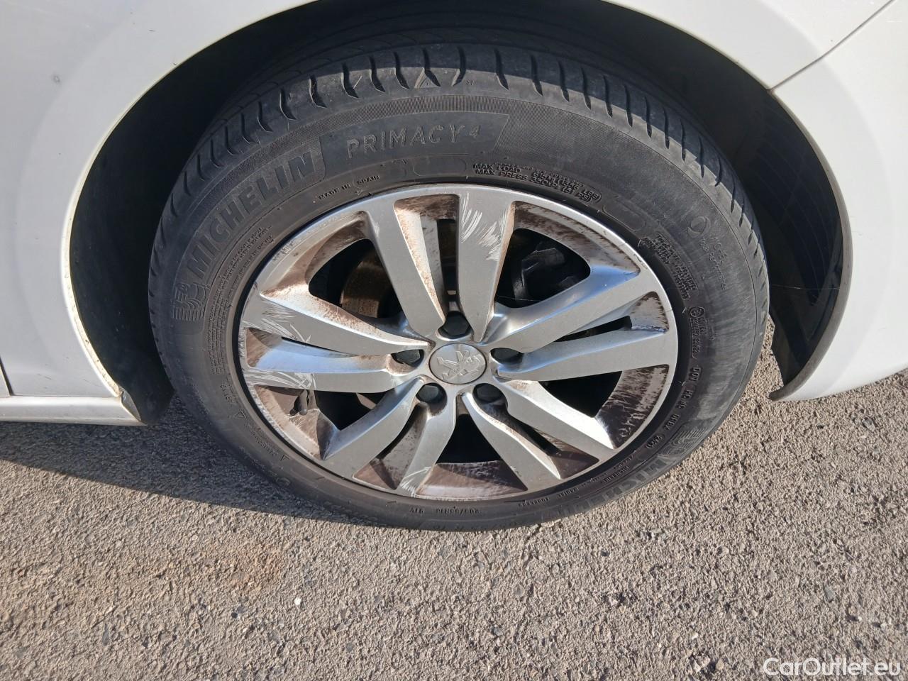  Peugeot  308  Active 1.6 HDi 100CV MT5 E6 #34