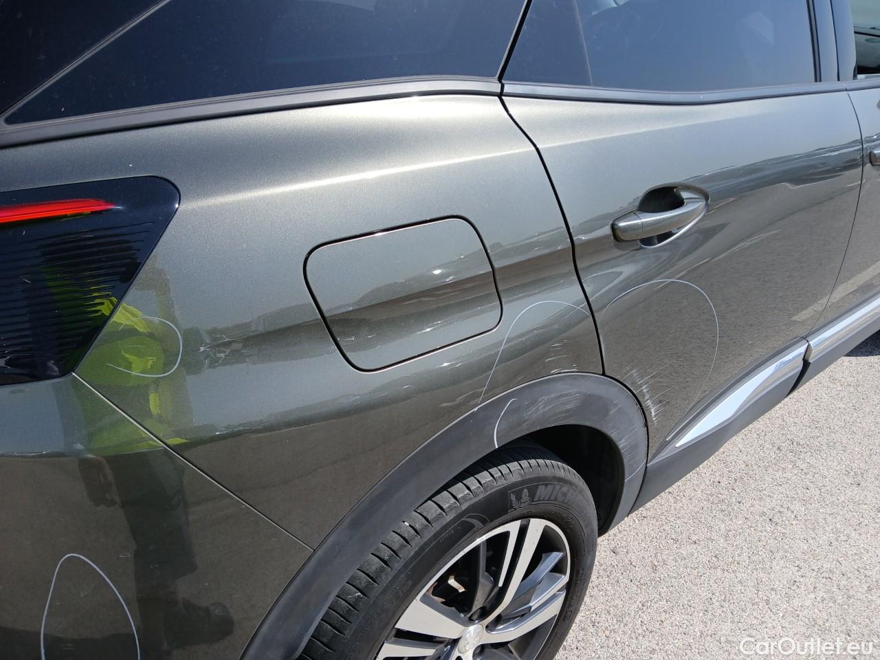  Peugeot  3008  Allure 1.5 HDi 130CV AT8 E6dT #33