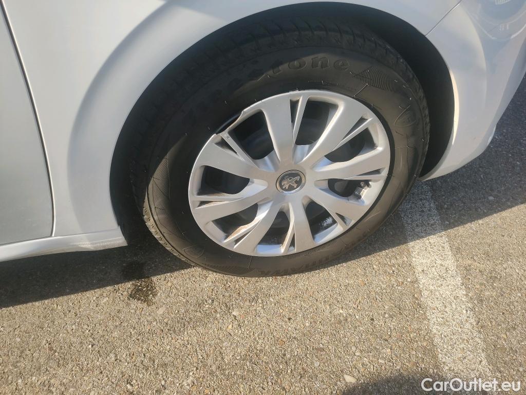  Peugeot  208  Active 1.6 HDi 100CV E6 #37