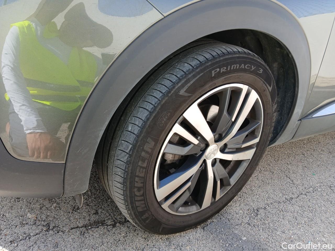  Peugeot  3008  Allure 1.5 HDi 130CV AT8 E6dT #7