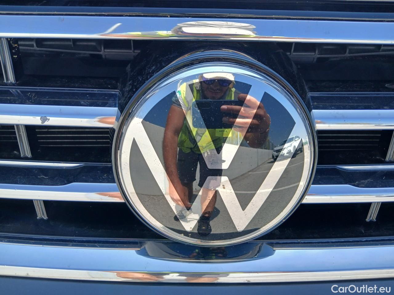 Volkswagen  Tiguan  R-Line 4Motion 2.0 TDI 150CV AT7 E6d #7