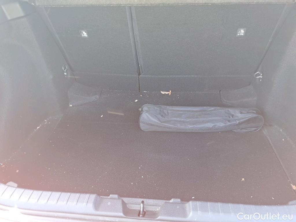  Toyota  Corolla TOYOTA  1.8 125H ACTIVE TECH E-CVT #35