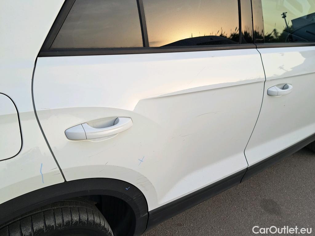 Volkswagen  T-ROC  Advance 2.0 TDI 115CV MT6 E6d #13