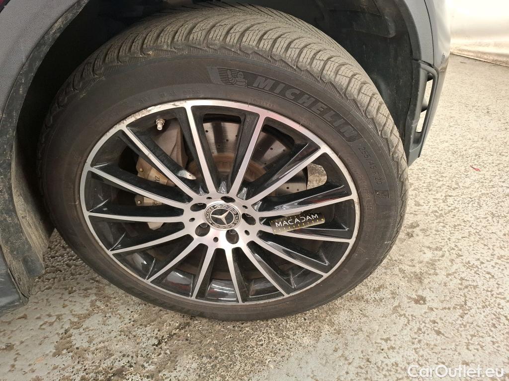 Mercedes  G-Klasee MERCEDES-BENZ GLC / 2019 / 5P / SUV 2.0 GLC 300 DE AMG LINE 4MATIC #16