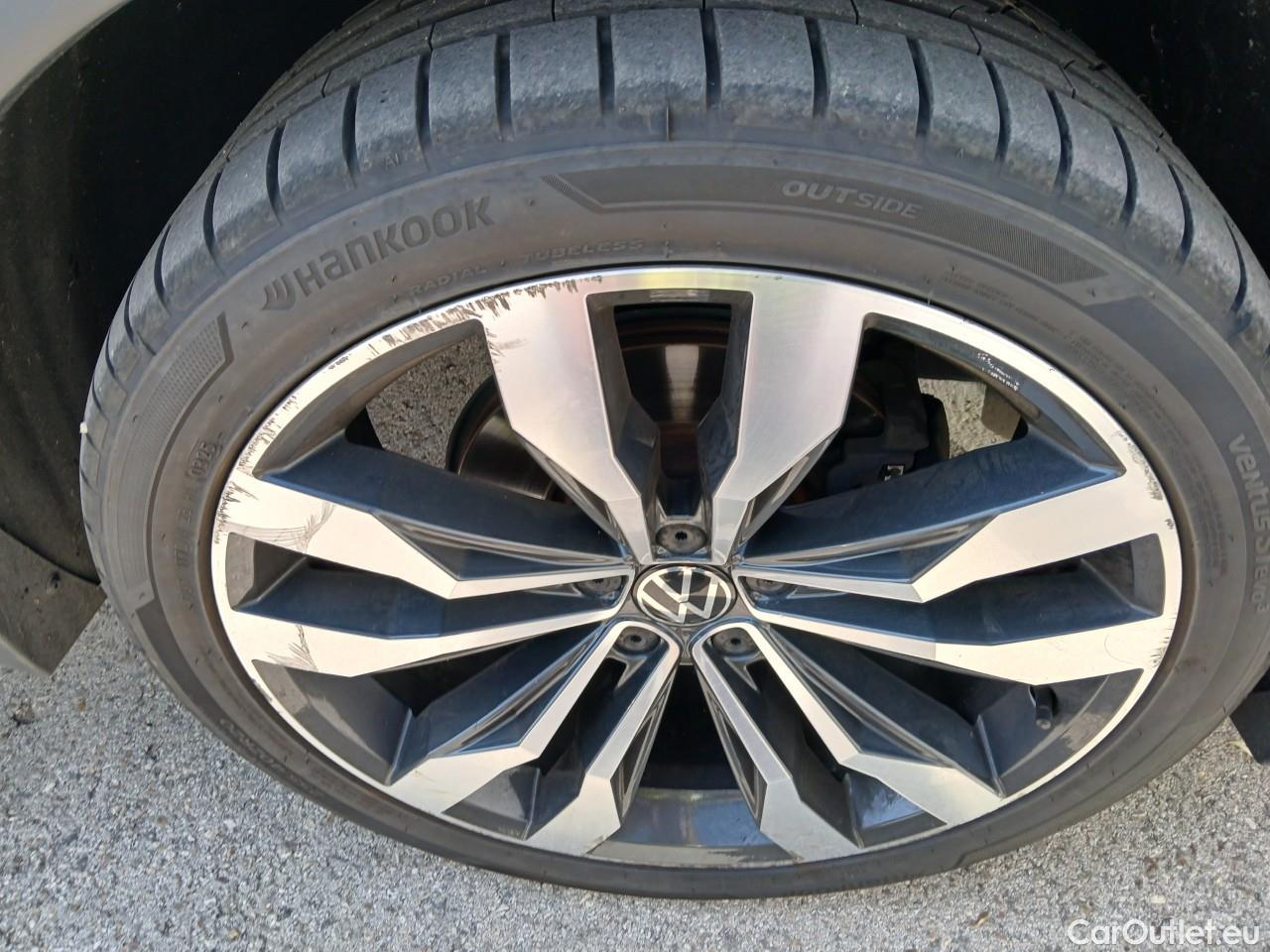  Volkswagen  Tiguan  R-Line 4Motion 2.0 TDI 150CV AT7 E6d #38