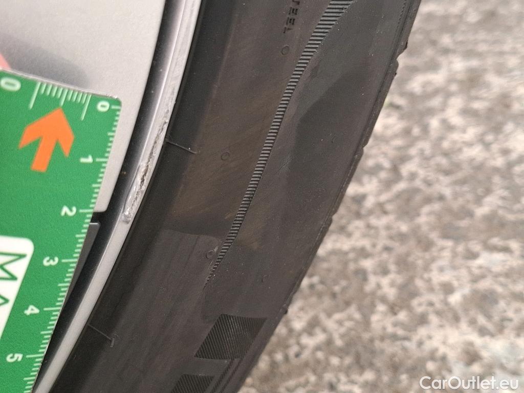  Tesla  Model Y TESLA  / 2020 / 5P / SUV Grand Autonomie Dual Motor AWD #4