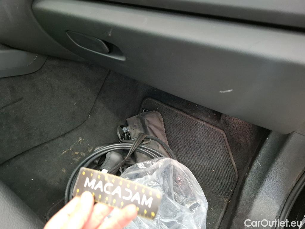  Volvo  XC60 VOLVO  / 2021 / 5P / SUV Recharge T8 390 Geartro Inscription Busi #13