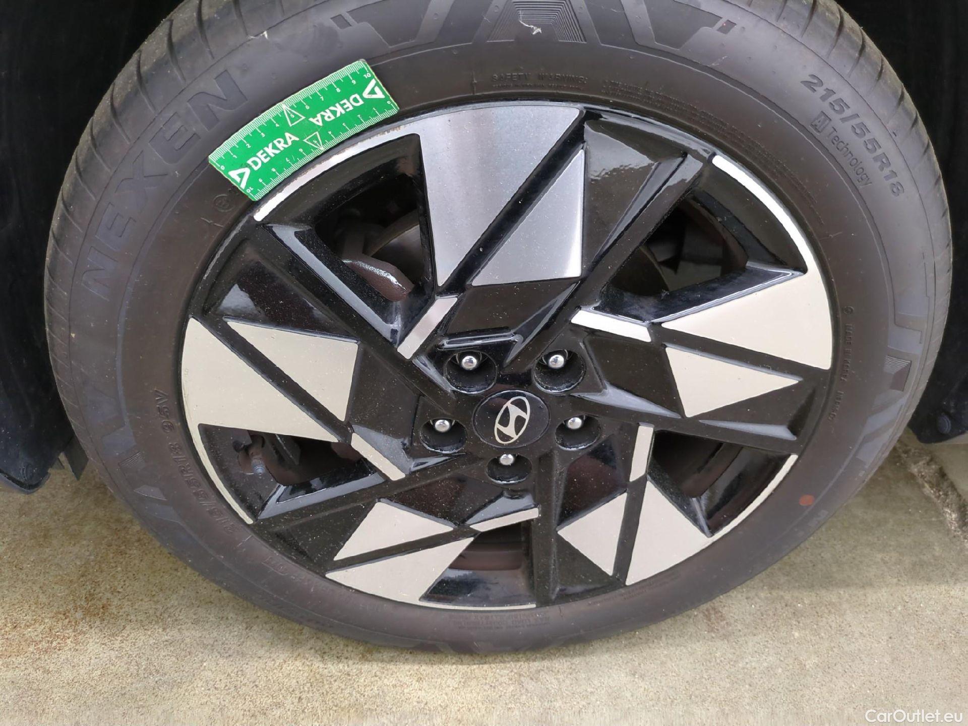  Hyundai  Konna Kona Executive Hybrid 2WD 1.6 T-GDI 140CV E6d #1
