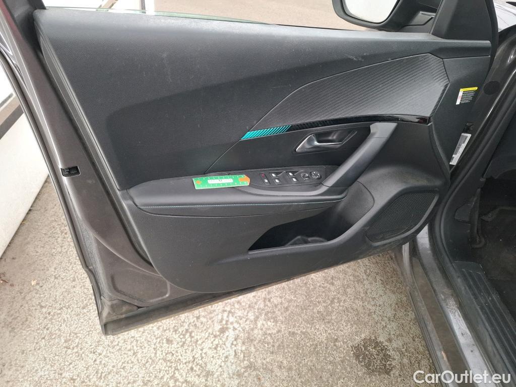  Peugeot  2008  Allure Business 1.5 HDi 130CV BVA8 E6d #17