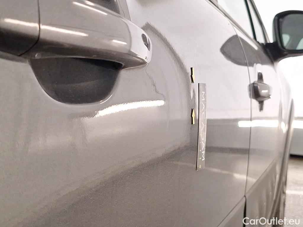  Citroen  C3 CITROEN  5p Berline PureTech 110 S&S BVM6 Shine Business #16