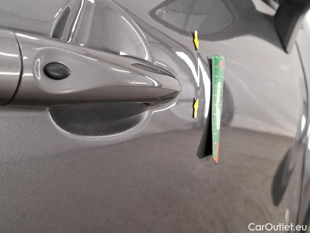  Renault  Captur  Business 0.9 TCe 90CV BVM5 E6 #2