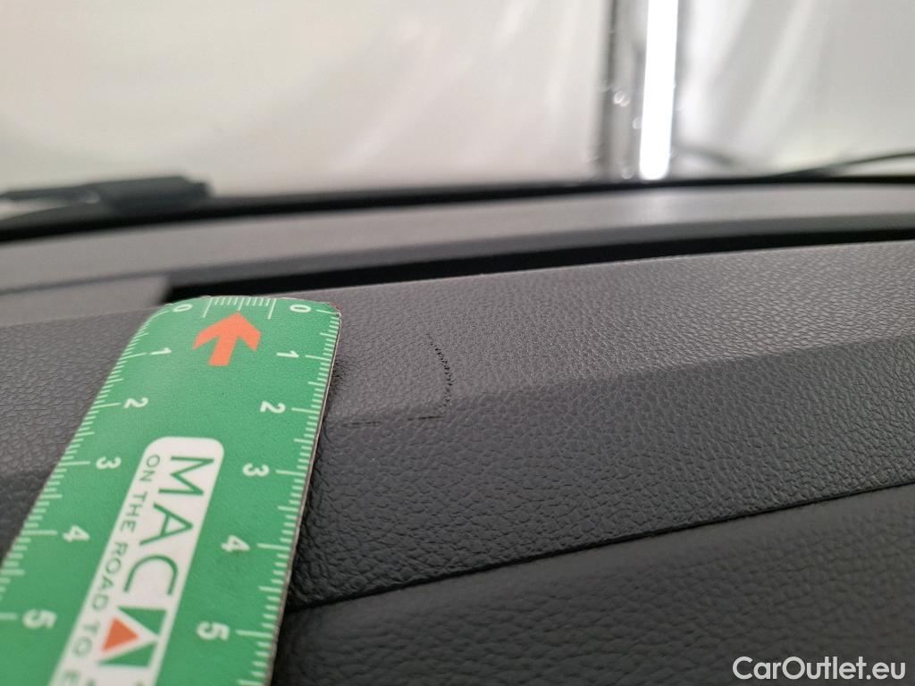  Renault  Captur  Business 0.9 TCe 90CV BVM5 E6 #8