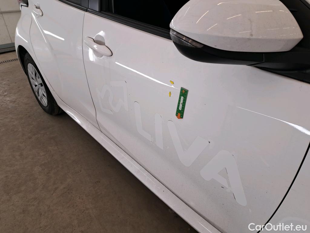  Toyota  Yaris TOYOTA  Hybride / 2019 / 5P / Berline Hybride 116h Dynamic Business Stage Acad #3