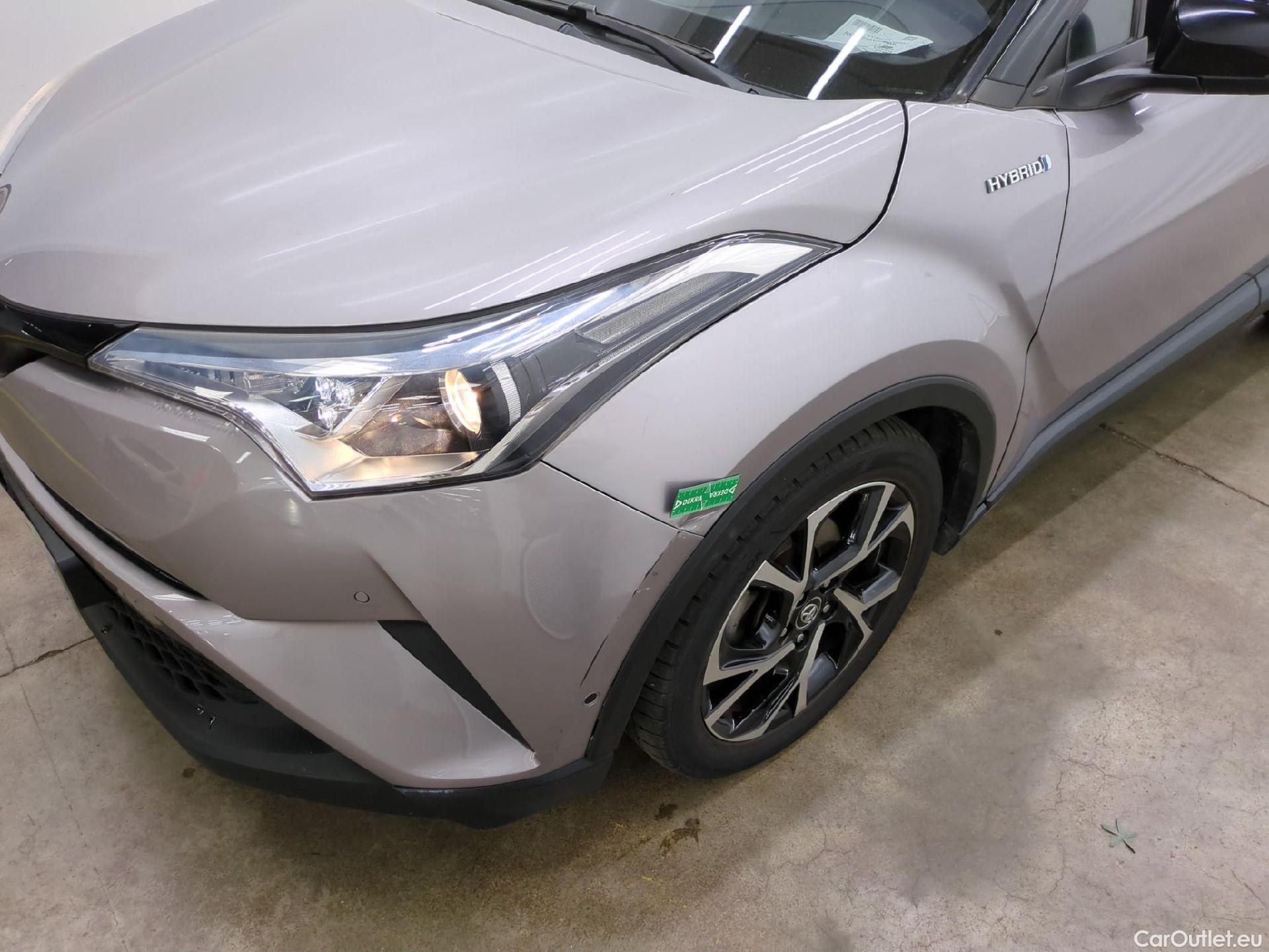  Toyota  C-HR TOYOTA  5p SUV 1.8 HYBRIDE 122 GRAPHIC #54