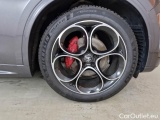  Alfa Romeo   STELVIO ALFA ROMEO / 2017 / 5P / SUV 2.2 TURBO DIESEL 210CV VELOCE AT8 Q4 #17
